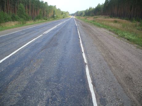 Russland: M20 mit schlechter Straßendecke