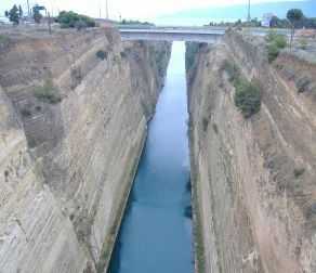 Kanal von Korinth, Peleponnes