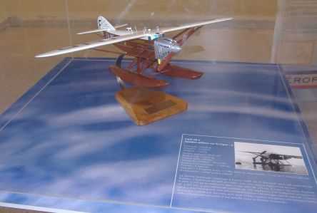 Tarfaya am Cap Juby, Marokko: Museum/Maison de l'Initiative: Flugzeug-Modell