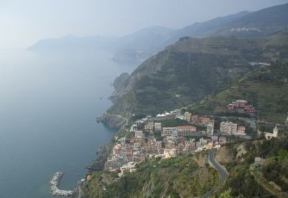 Mittelmeer-Küstenabschnitt Cinque Terre, Italien