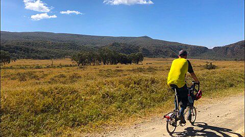 Chris on the Bike im Hell's Gate Nationalpark