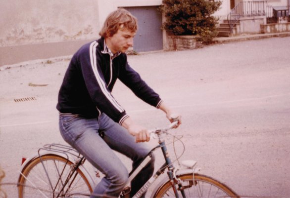 Chris on the Bike im Sommer 1981 in Luxemburg auf einem geliehenen Rad
