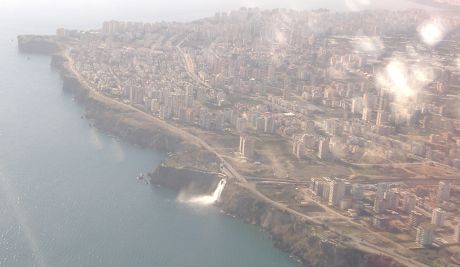 Felsküste von Antalya aus der Luft, Türkei