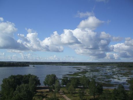 Belarus, Russland, Finnland, Schweden: Bäume, Wasser, Wege, Himmel