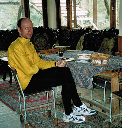 Chris beim Frühstück in Yolkiyi Köyü, Trabzon