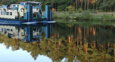 Schiffsverkehr auf der Havel bei Oranienburg