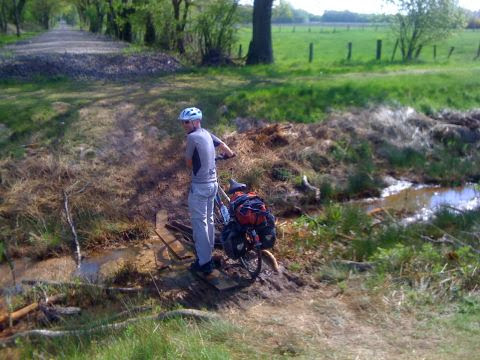 Bahntrassen-Radweg Richtung Haltern kurz vor der Vollendung: Untiefen