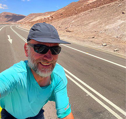 Abfahrt durch die Atacama-Wüste