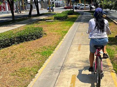 Radweg auf der Avenida Arequipa