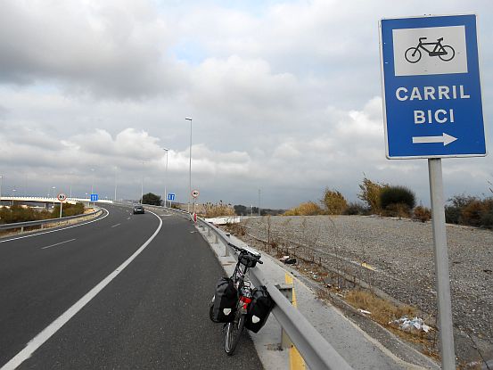 CARRIL BICI: Fahrrad-Ausfahrt auf der Autovia bei Algeciras