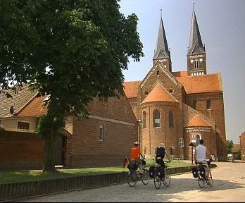 Elbe-Radweg: ehemaliges Prämonstratenser-Kloster Jerichow