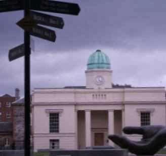 Gegenüber der Pro Cathedral in Dublin, Irland