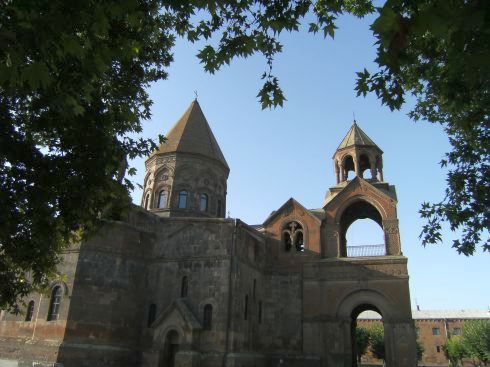 Kathedrale in Etschmiadsin (Echmiadzin, Ejmiatsin, Echmiatsin), Armenien