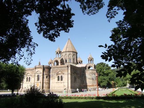Kathedrale in Etschmiadsin (Echmiadzin, Ejmiatsin, Echmiatsin), Armenien