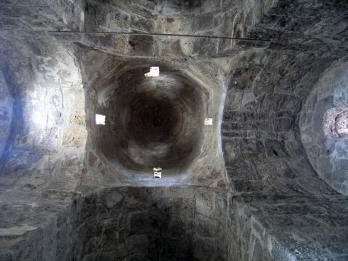 Deckengewölbe der Kirche des Hl. Grigor Lussarowitsch (vermutl. 10. Jh.; restauriert 1181), Kloster Hagarzin (Hagharzin, Haghartsin, Haghardzin, Hararzin), Armenien