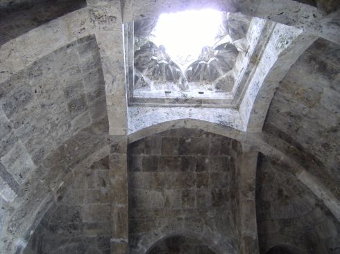 Refektorium von Baumeister Minas (1248), Kloster Hagarzin (Hagharzin, Haghartsin, Haghardzin, Hararzin), Armenien