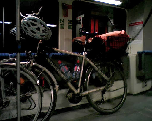 Panther Bike im Nahverkehrszug