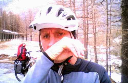 Chris: Pause beim Anstieg auf den Simplon-Pass, Schweiz