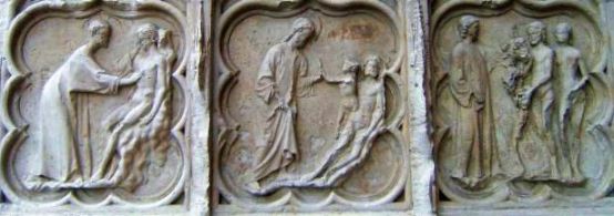 Erschaffung Adams, Erschaffung Evas, Übergabe des Paradies: Zyklus am linken Westportal der Kathedrale Sankt Stephan (Saint Étienne) in Auxerre, Burgund, Frankreich