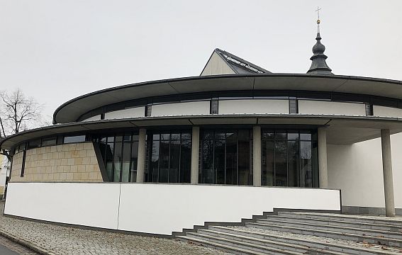 Marienkirche: Unbefleckte Empfängnis Mariä in Stegaurach