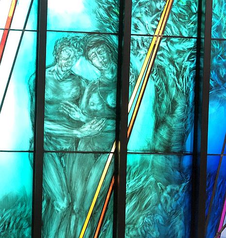 Kirchenfenster von Raphael Seitz in der Marienkirche Stegaurach von 1999: Die Schöpfung