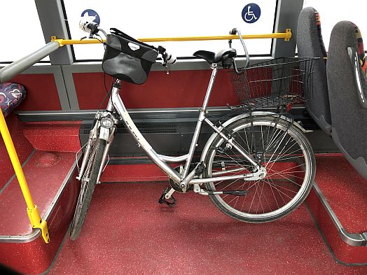 Rad im Bus nach Schlüsselfeld