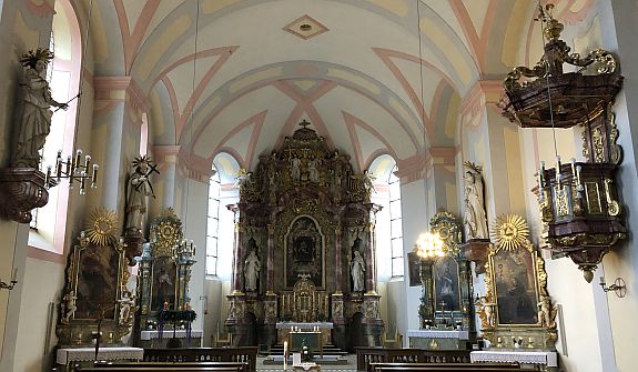 Wallfahrtskirche des Franziskaner-Minoriten-Klosters Schwarzenberg: Innenansicht