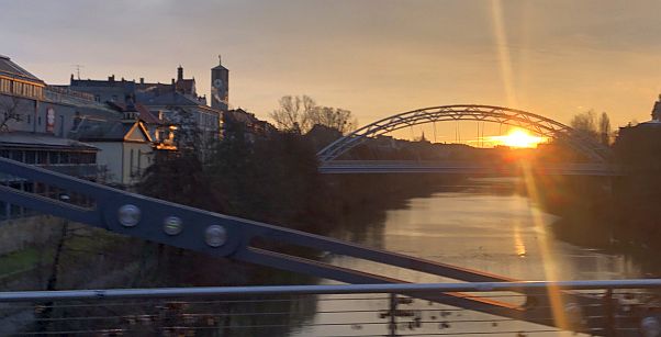 Bamberg: Sonnenaufgang über der Regnitz