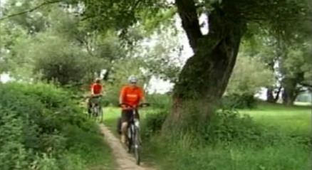 Christoph Gocke und Franziska Wunderlich auf dem Muldental-Radweg