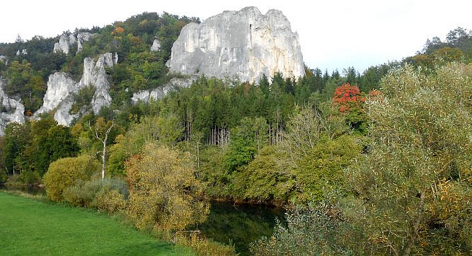 Jurafelsen im Oberen Donautal bei Gutenstein