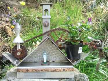 Marianisches Fahrrad-Denkmal am Valico Guaitarola (617 m)